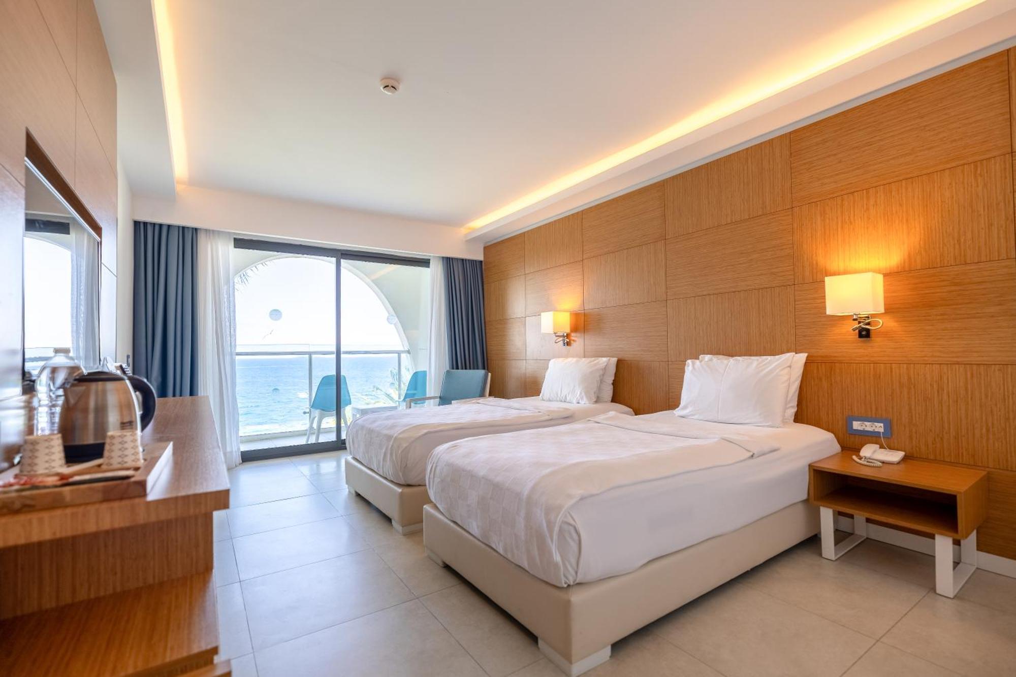 Hotel Infinity By Yelken Aquapark&resorts Kusadasi